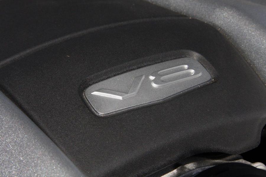  Pontiac G8 2008 года  (фото 33 из 85)